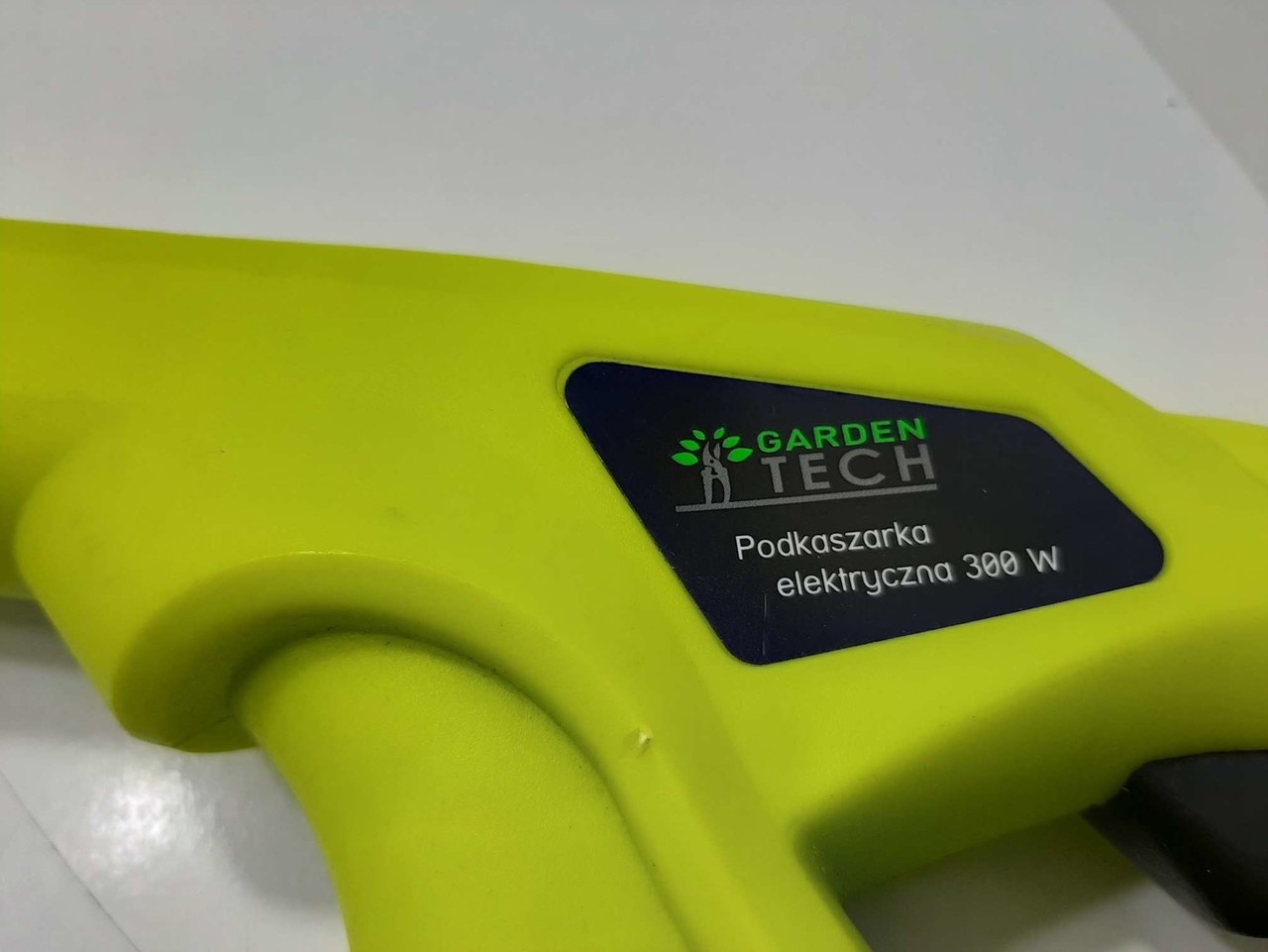 podkaszarka-elektryczna-garden-tech-300w-ean-gtin-5901529023165