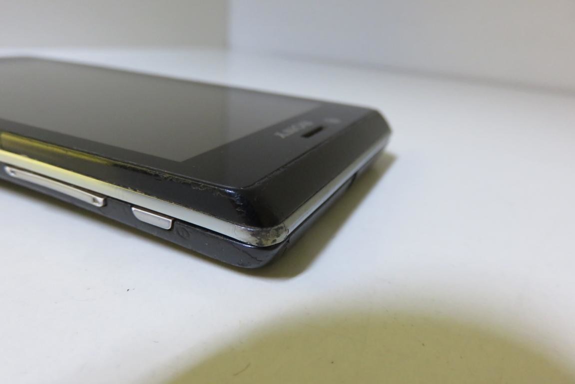 telefon-sony-xperia-j-stan-uszkodzony