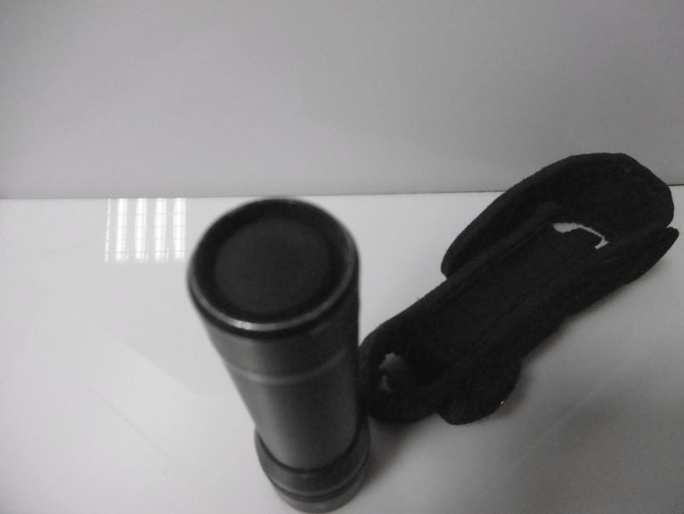 latarka-mactronic-sniper-32-etui-cechy-dodatkowe-brak