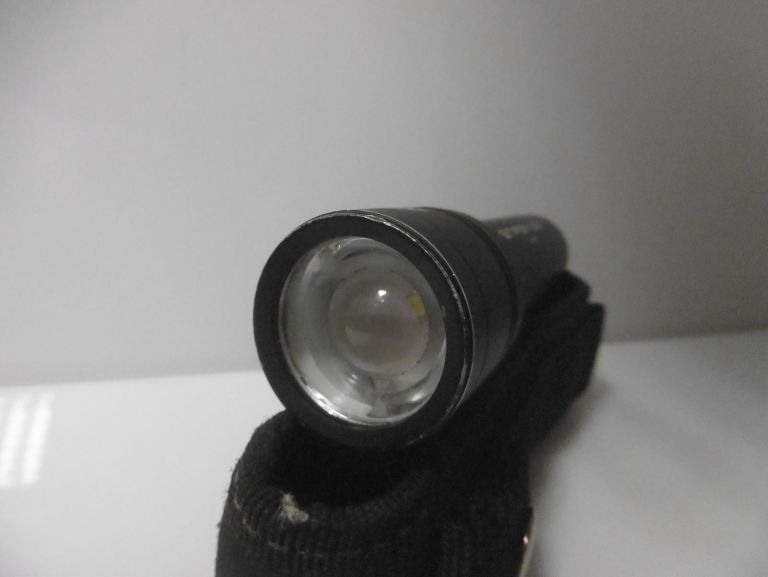 latarka-mactronic-sniper-32-etui-rodzaj-klasyczne