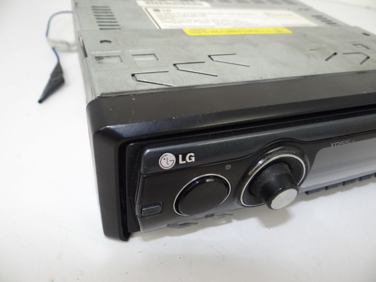 RADIO SAMOCHODOWE LG LAC4810R USZKODZONE