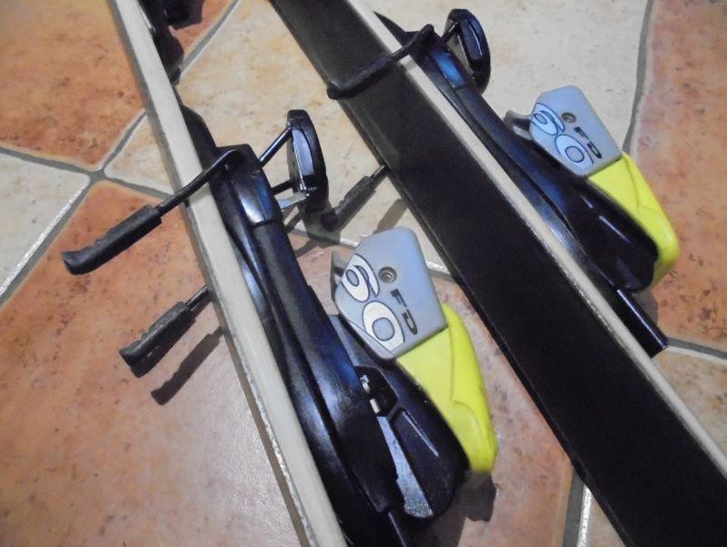 narty-rossignol-cut-104-170cm-z-wiazaniami-model-cut-104