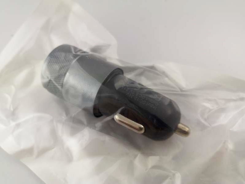 ladowarka-samochodowa-aluminiowa-vega-2x-usb-glowna-62-poznan-ska-x