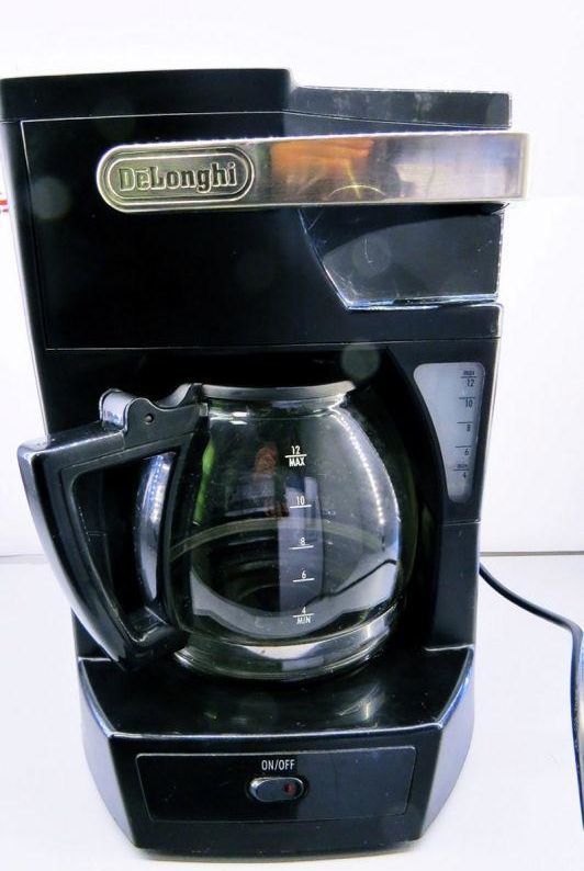 ekspres-do-kawy-delonghi-opis-stan-uzywany