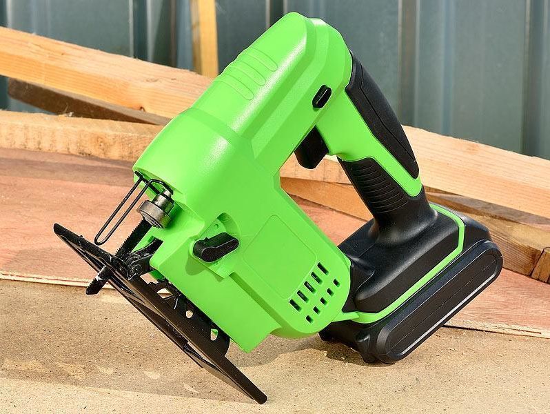 wyrzynarka-akumulatorowa-agt-nx-5175-675-okazja-zasilanie-elektryczne-akumulatorowe