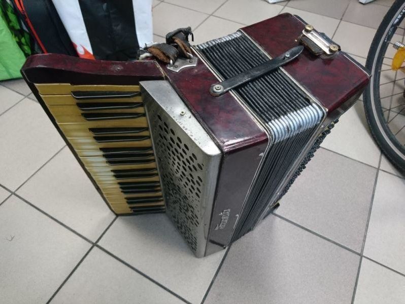 akordeon-traviata-120-basow-do-naprawy-grzybowa-1-sj-nysa