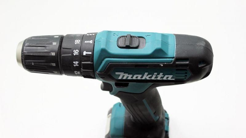 wkretarka-udarowa-makita-hp331d-2-x-aku-walizka-rodzaj-silnika-silnik-szczotkowy