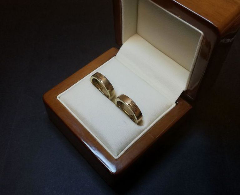 zlote-kolczyki-kola-pilsudskiego-8-chojnice