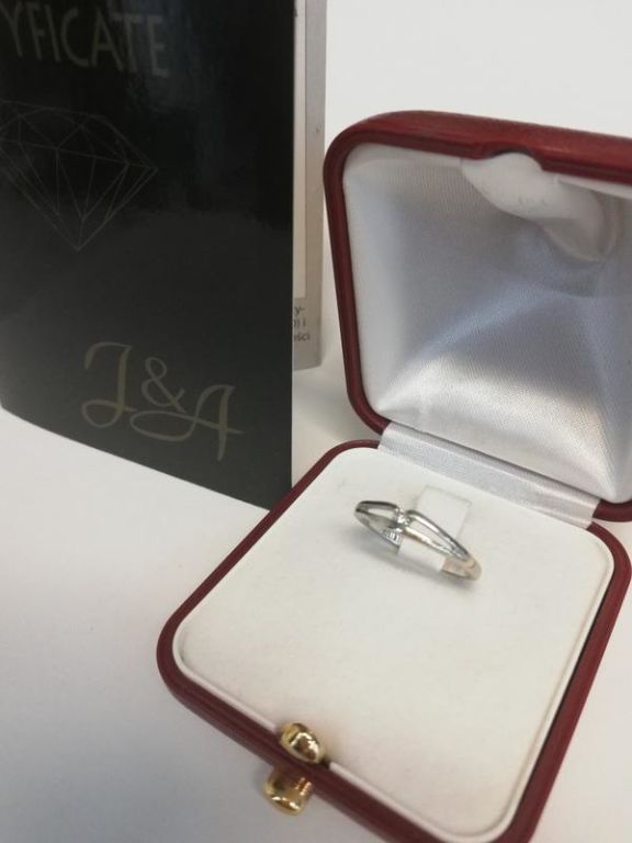 piekny-pierscionek-z-brylantem-bytomska-12-czeladz