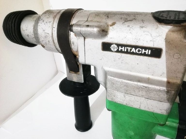 MŁOT UDAROWY HITACHI DH25V