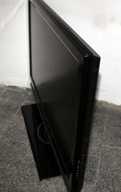 telewizor-lg-42lc41-tv-42-cale-pilot-liczba-zlaczy-usb-1