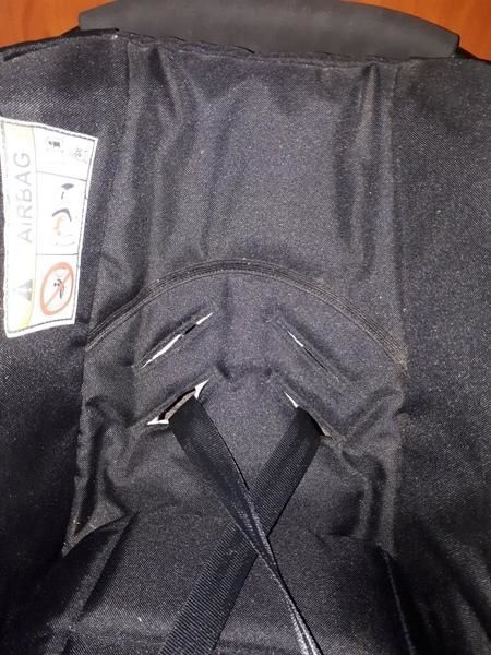 fotelik-samochdoowy-do-10kg-fioletowy-marka-inny