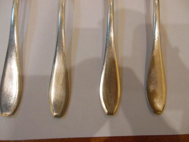 lyzeczki-deserowe-j-fraget-w-pudelku-od-loombard-krakowska-6-rawa-mazowiecka