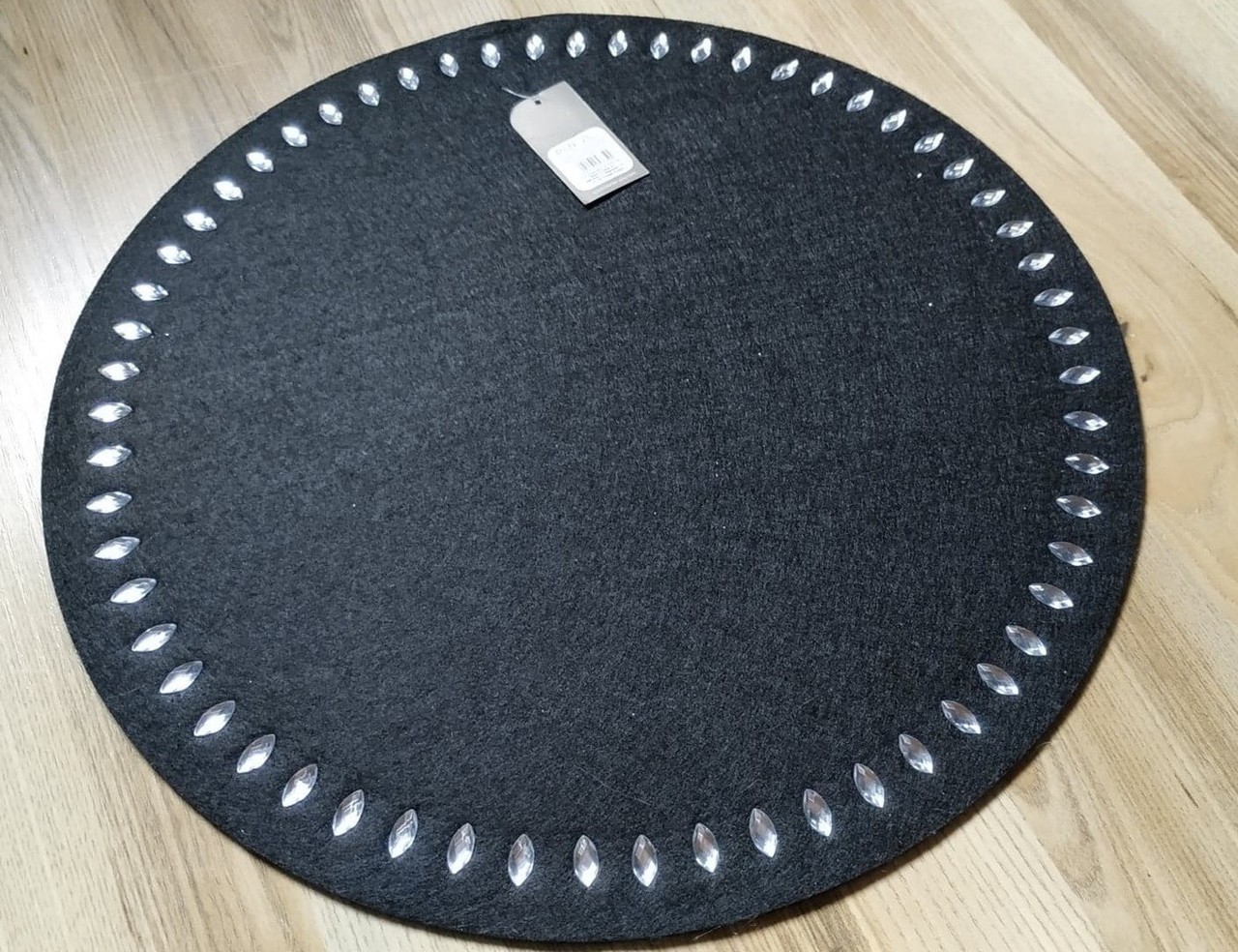 podkladka-czarna-home-and-you-stan-nowy