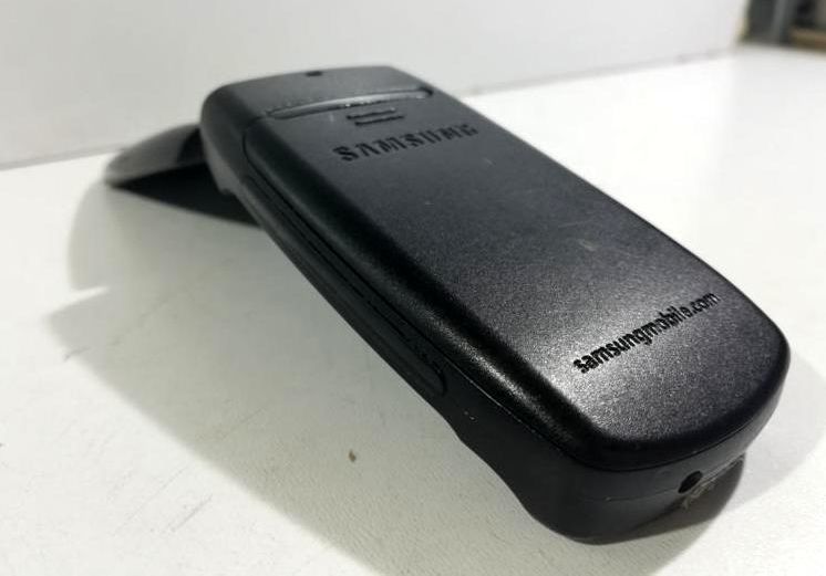 samsung-sgh-c260-z-ladowarka-kolor-czarny