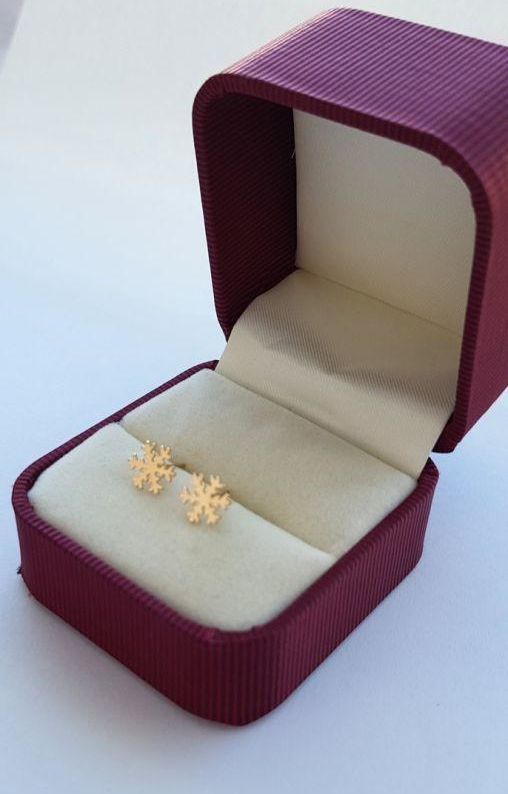 zlote-kolczyki-w-ksztalcie-sniezki-pr585-090g-kolor-dominujacy-zloty