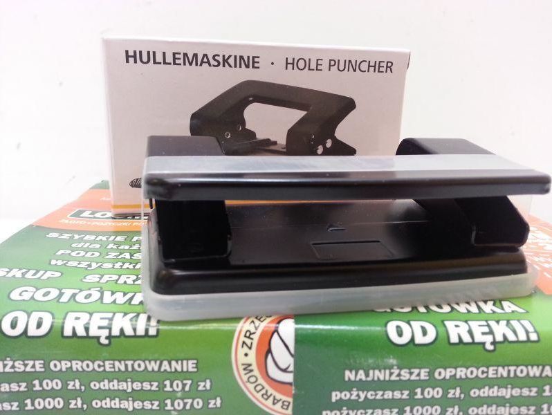 dziurkacz-jak-nowy-rodzaj-biurkowy