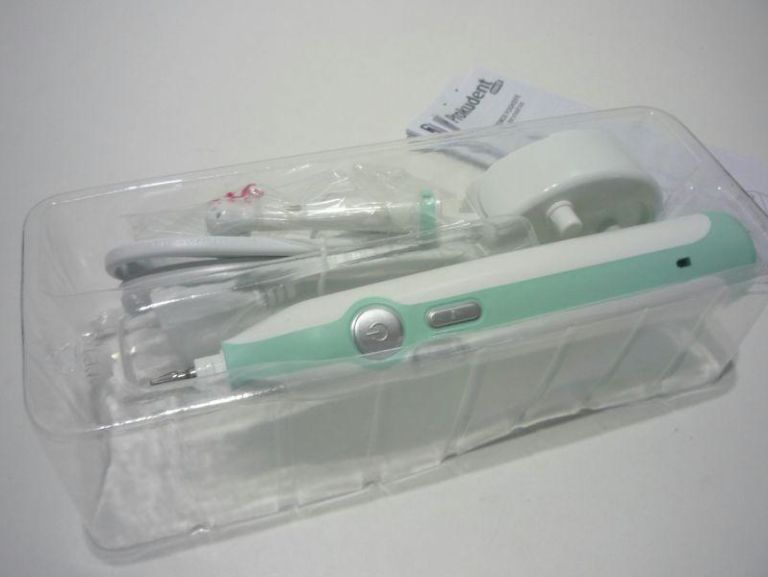 elektryczna-szczoteczka-do-zebow-prokudent-med-kolor-dominujacy-bialy