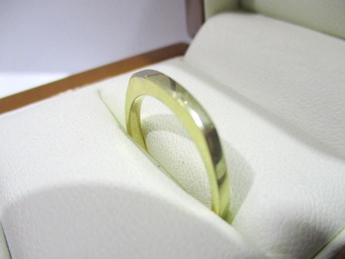 damski-waski-sygnetpierscionek-585p-3g-r1819-stan-uzywany