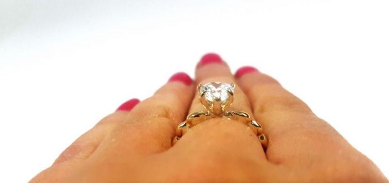 zloty-pierscionek-z-serduszkiem-pr585-r14-290-g-ean-gtin-5905868206159