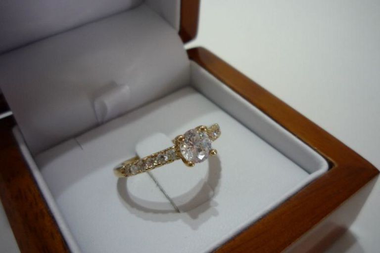 zloty-pierscionek-585-309g-rozmiarsrednica-wew-mm-372-16