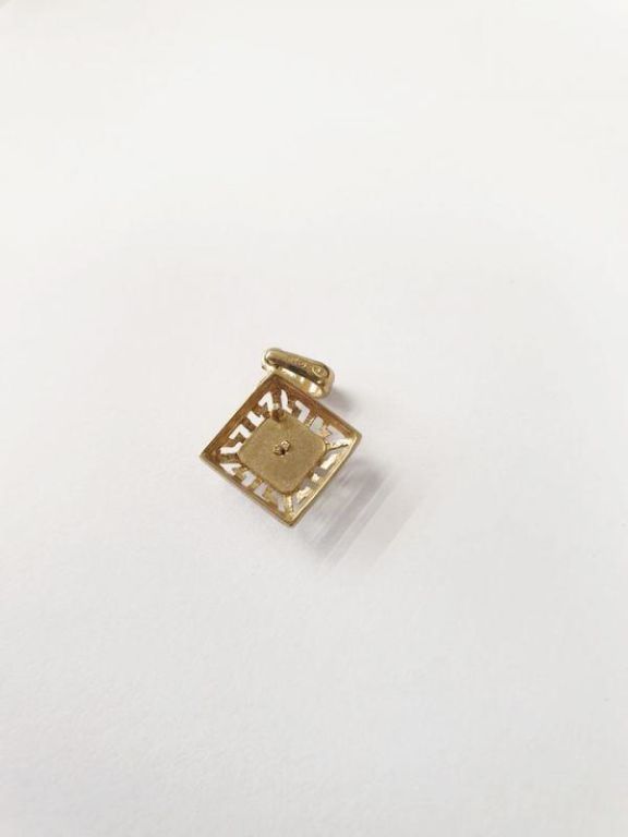 ZŁOTA ZAWIESZKA VERSACE 1,85G P.333