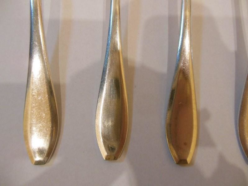 lyzeczki-deserowe-j-fraget-w-pudelku-od-loombard-wykonczenie-nie-dotyczy