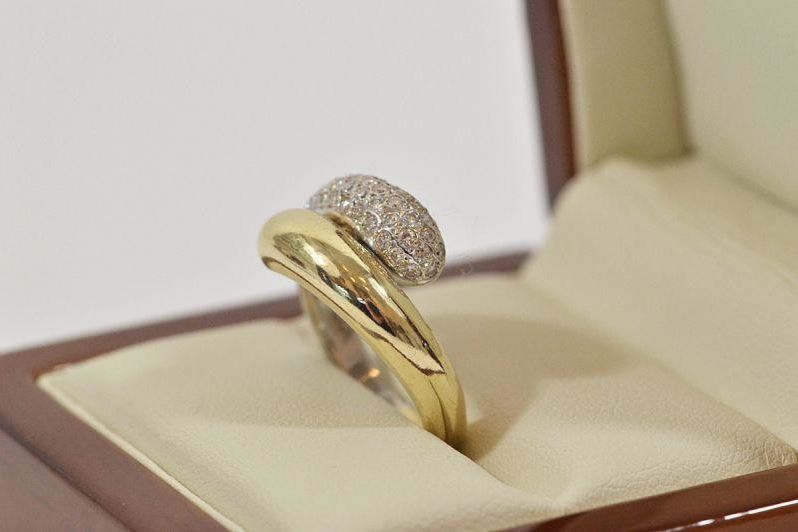 biale-i-zolte-zloto-18k-32-brylanty-18k-promocja-material-zloto