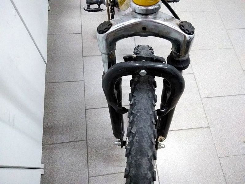 rower-travers-zolty-rozmiar-kola-24