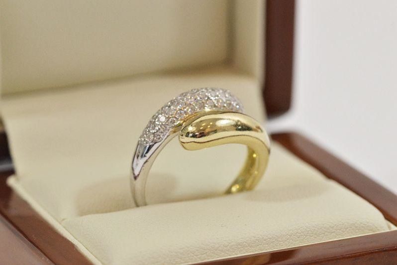 biale-i-zolte-zloto-18k-32-brylanty-18k-promocja-pilsudskiego-86-wroclaw