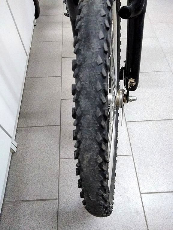 rower-travers-zolty-rozmiar-ramy-brak-informacji