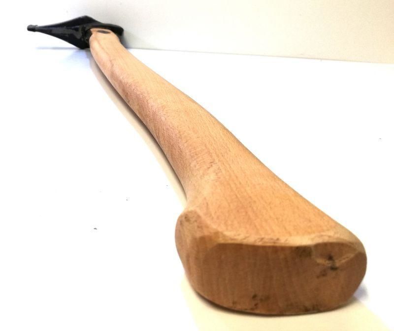 siekiera-2kg-z-okuciem-romanik-stan-nowy