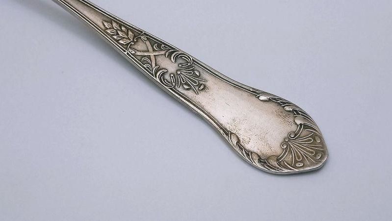 posrebrzana-lyzka-stolowa-hefra-met-60-romanski-1-maja-191-bialogard