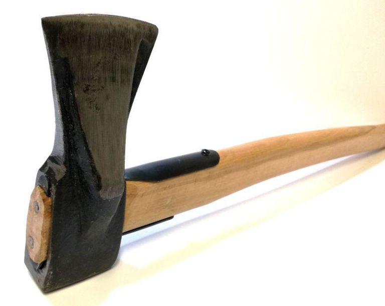 siekiera-2kg-z-okuciem-romanik-waga-glowicy-2