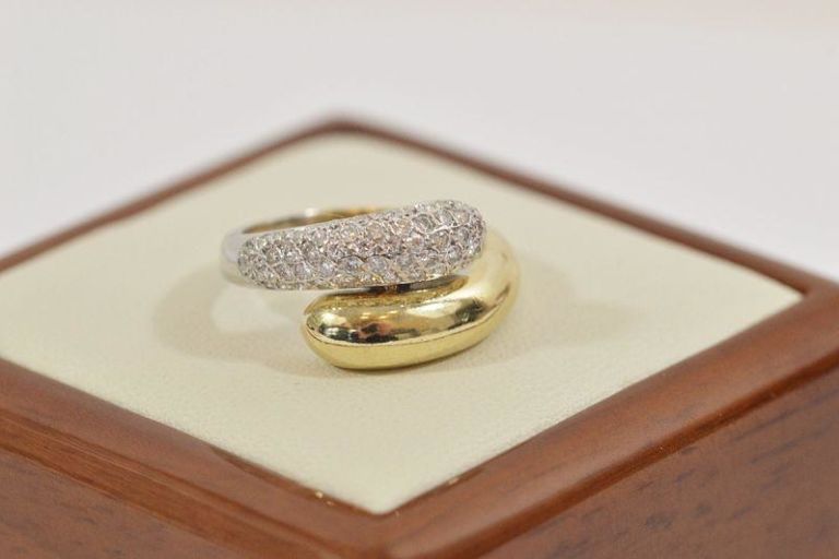 biale-i-zolte-zloto-18k-32-brylanty-18k-promocja-proba-zlota-750