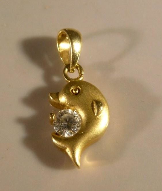 zlota-zawieszka-delfin-pr585-17g-1cm-x-05cm-marka-inna-marka
