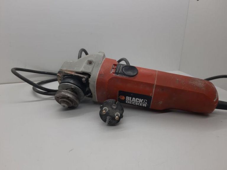 szlifierka-katowa-blackdecker-cd115-sobieskiego-14-jelenia-gora-sj