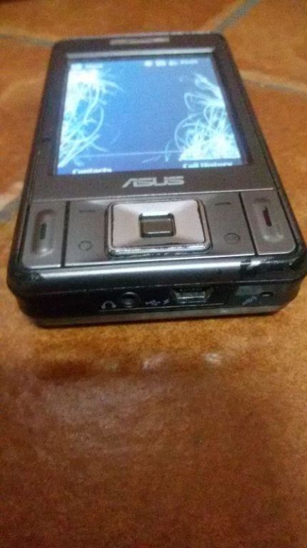 SMARTFON I NAWIGACJA ASUS P535