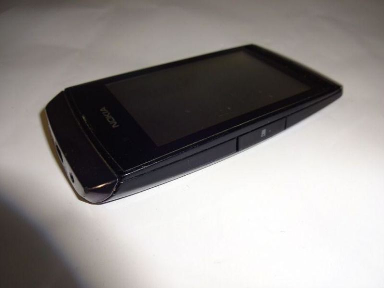NOKIA ASHA 306 + ŁAD / USZKODZONA