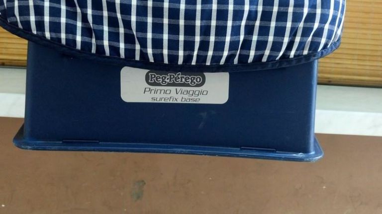fotelik-samochodowy-peg-perego-primo-viaggio-kolor-odcienie-granatowego