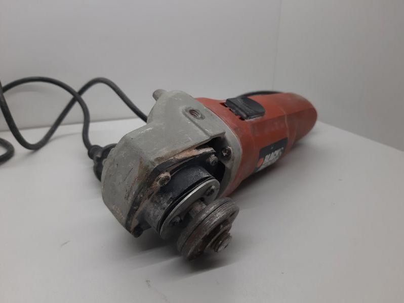 szlifierka-katowa-blackdecker-cd115-srednica-tarczy-mm-115-mm