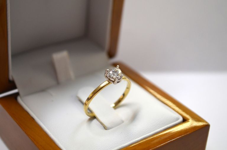 zloty-pierscionek-176g-kamien-17088-128