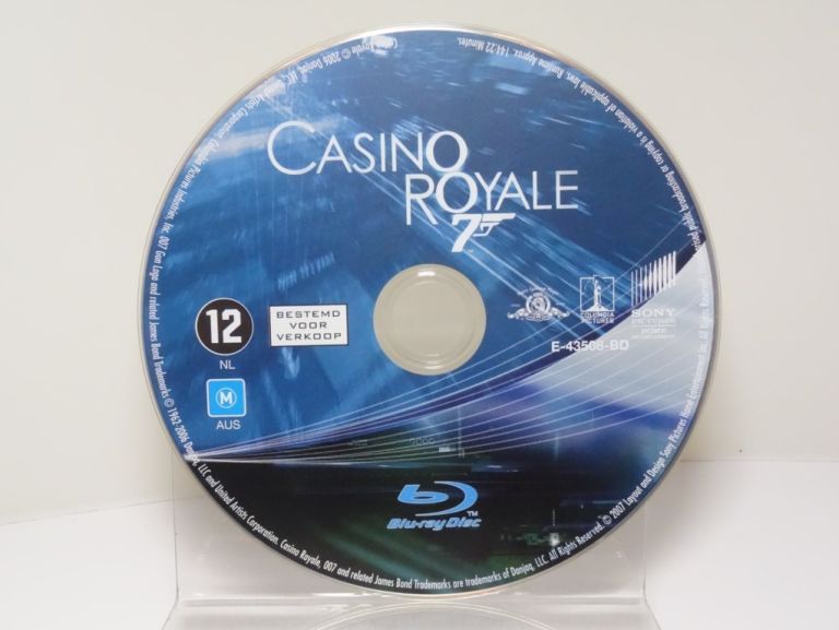 FILM BLU-RAY CASINO ROYALE 007