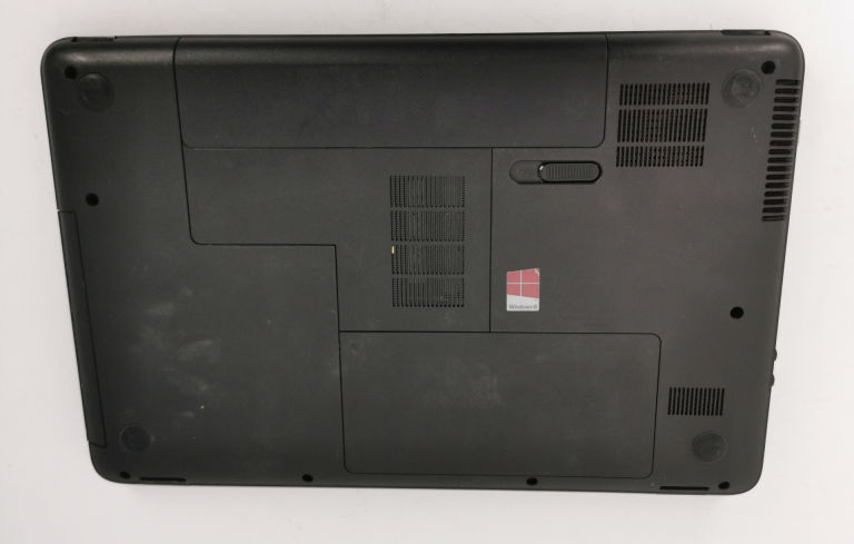 LAPTOP HP 200 AMD E2-1800 AMD RADEON HD7340