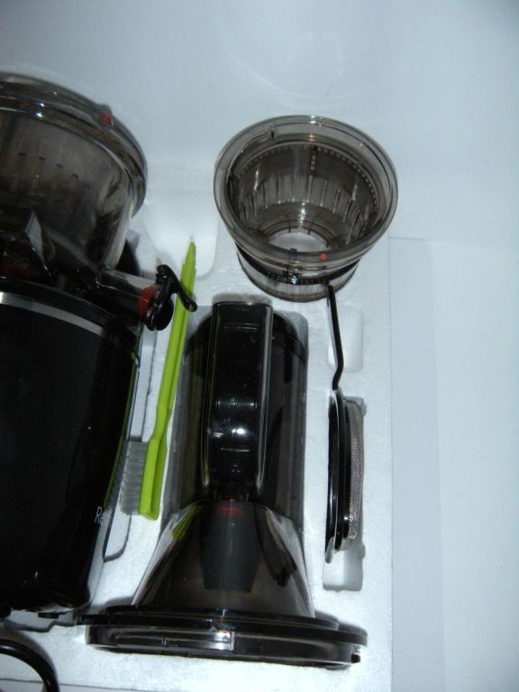 WYCISKARKA WOLNOOBROTOWA RELAXTIME SLOW JUICER