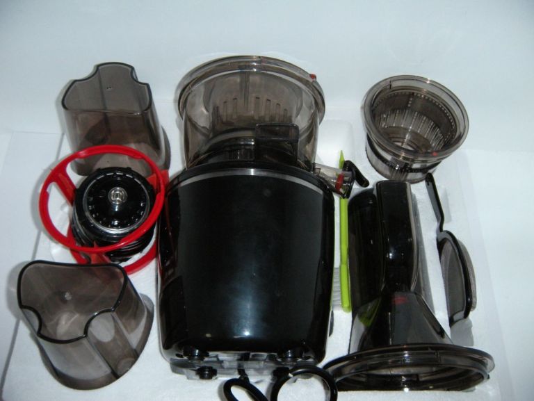 WYCISKARKA WOLNOOBROTOWA RELAXTIME SLOW JUICER