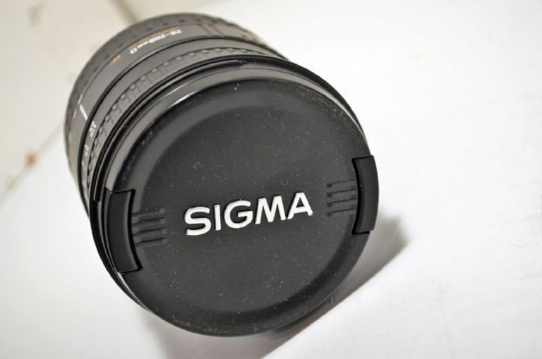 SIGMA 28-200MM F/3.5-5.6 ASPHERICAL IF MACRO