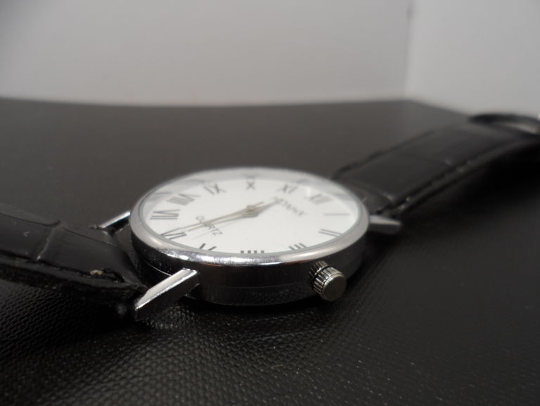 ZEGAREK QUARTZ HONHX