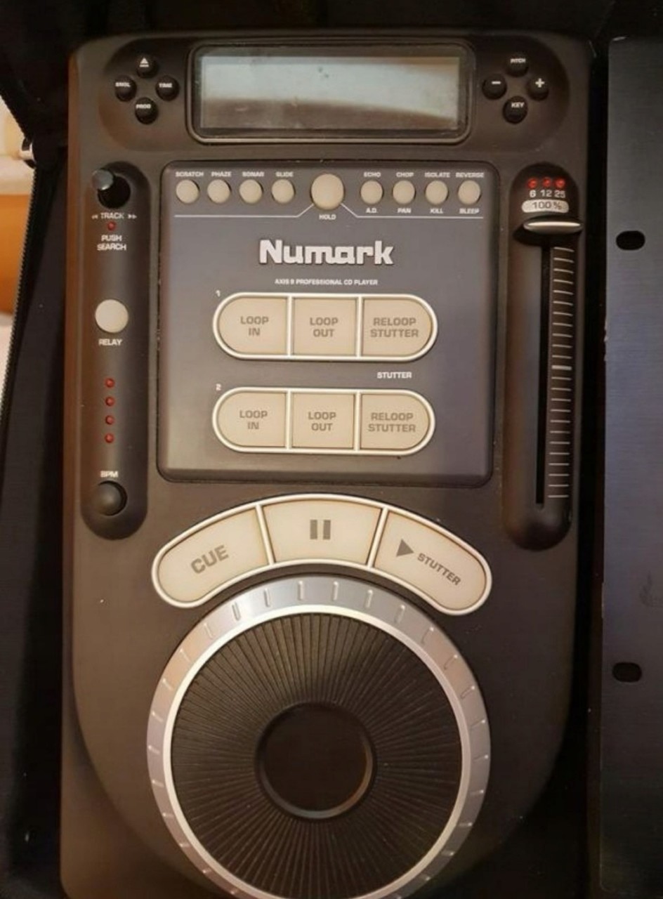 konsola-djska-2x-numark-axis-9-odtwarzane-nosniki-cd