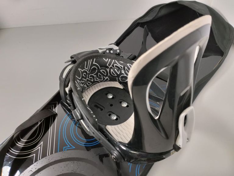 deska-snowboard-fusion-hit-stan-uzywany